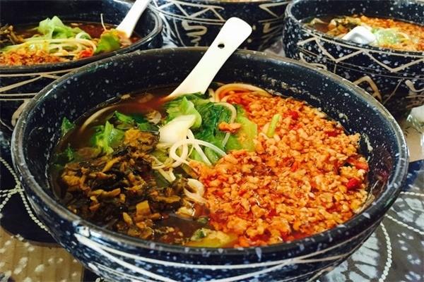 品润私房小锅米线